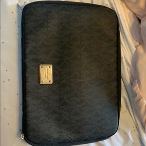 Michael kors laptop case